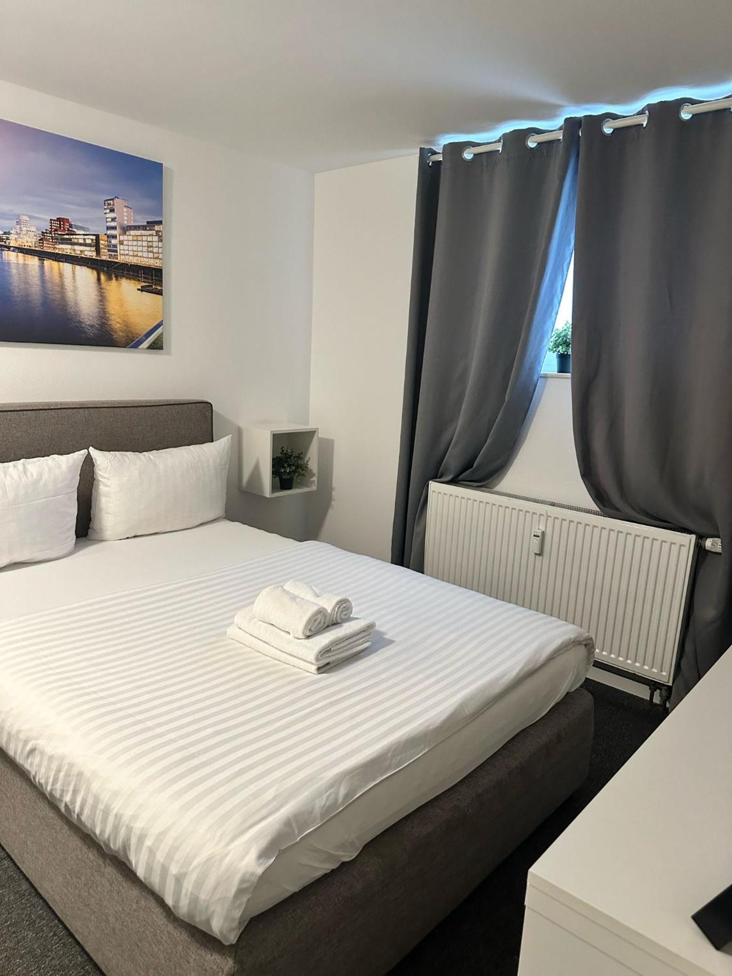 Dreams Duesseldorf Hotel ภายนอก รูปภาพ
